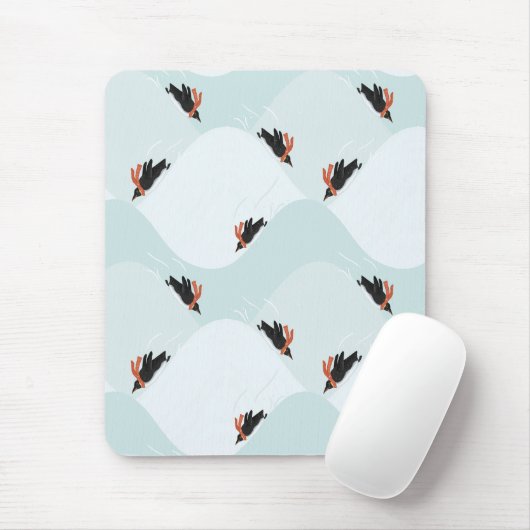 Spielerische Pinguine, die auf dem Schneepattern g Mousepad (Mit Mouse)