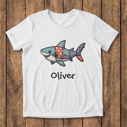 Spielhafter Patchwork-Hai Tri-Blend Shirt