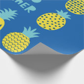 Spielkarte mit Ananas. Geschenkpapier (Ecke)