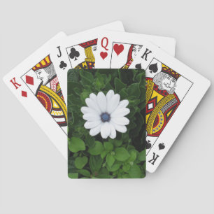 Spielkarten mit weißer Blume