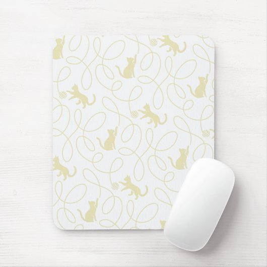 Spielkatze und Garnball-Muster Hellbeige Mousepad (Mit Mouse)