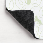 Spielkatze und Garnball-Muster Hellgrün Mousepad (Ecke)