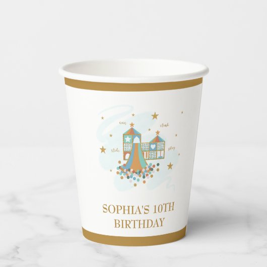 Spielplatz-Adventure-Party Pappbecher (Rückseite)