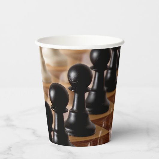 Spielplätze auf dem Schachbrett Pappbecher (Rückseite)