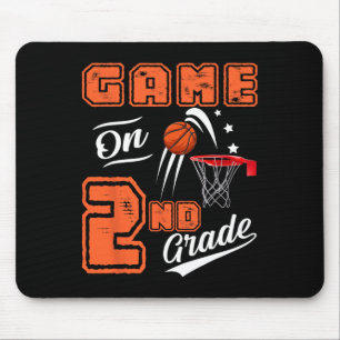 Spielspass auf Basketball der zweiten Klasse Mousepad