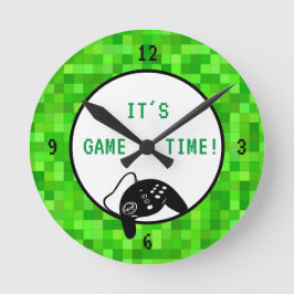 Spielzeit | Grüne Gamer-Pixel Runde Wanduhr