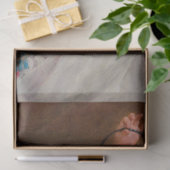 Spielzeit: Mädchen spielen mit ihrem Pet Kitten Seidenpapier (Geschenk)