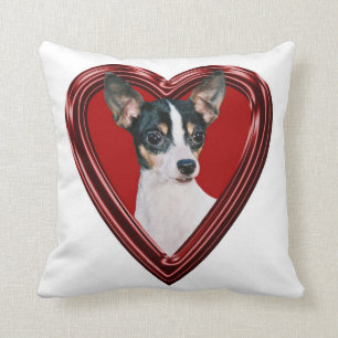 Spielzeug-Foxterrier im Herzen Kissen
