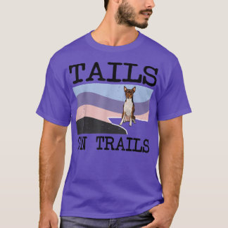 Spielzeug für Schwänze auf Wanderwegen Hundwandern T-Shirt