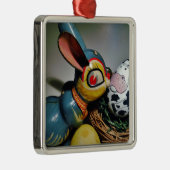 Spielzeug-Kaninchen und Kuhei Silbernes Ornament (Rechts)