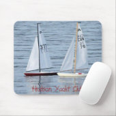 Spielzeug-Segelboot-Mausunterlage durch MaddyLane Mousepad (Mit Mouse)