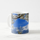 Spiess-umfaßte Höchstwinter-Schnee Fraktal-Kunst Kaffeetasse (Vorderseite Links)