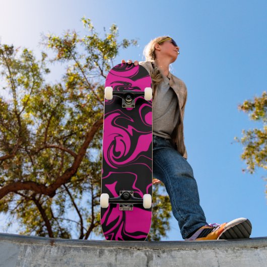 Spill - Magenta und Schwarz Skateboard (Außenbereich 1)