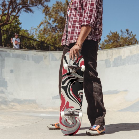 Spill - Rot, Grau, Schwarz und Knochenweiß Skateboard (Außenbereich 2)