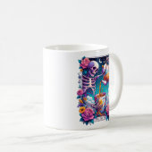 Spill the Tee Skeleton Tarot Card Kaffeetasse (VorderseiteRechts)