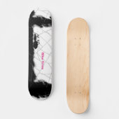 Spinnenbrett mit Logo. Skateboard (Vorderseite)