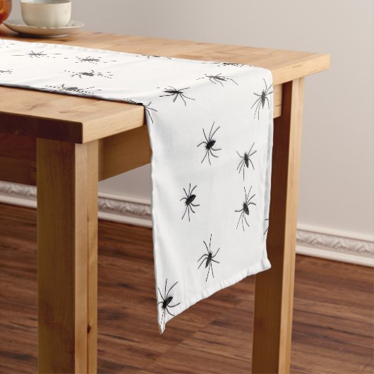 Spinnentisch Kurzer Tischläufer (Beispiel)