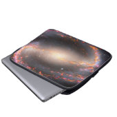 Spiral Galaxy Ngc 1300. Laptopschutzhülle (Vorne Knopf)