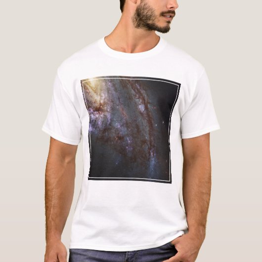 Spiral Galaxy Ngc 3627. T-Shirt (Vorderseite)