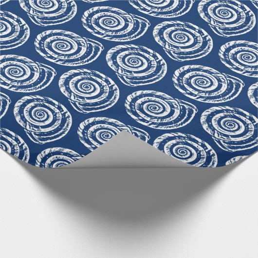 Spiral Seashell Block Print, Cobalt Blue und White Geschenkpapier (Ecke)