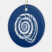 Spiral Seashell Block Print, Cobalt Blue und White Keramik Ornament (Links)