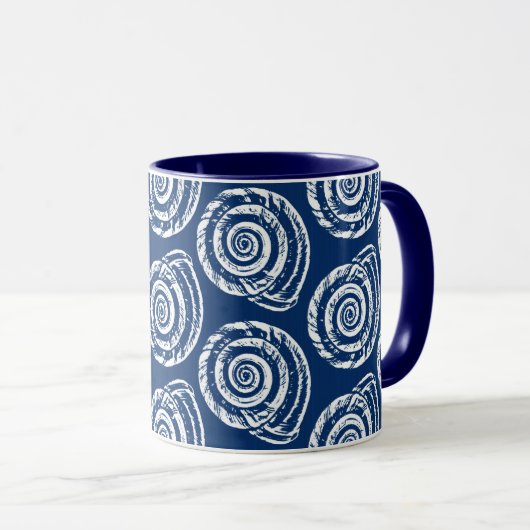 Spiral Seashell Block Print, Cobalt Blue und White Tasse (VorderseiteRechts)