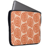 Spiral Seashell Block Print, Coral Orange Laptopschutzhülle (Vorne Rechts)