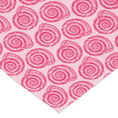 Spiral Seashell Block Print, Coral Pink & Fuchsia Kurzer Tischläufer (Ecke)