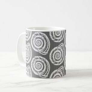 Spiral Seashell Block Print, grau und weiß Kaffeetasse