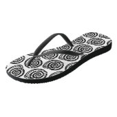 Spiral Seashell Block Print, Schwarz/Weiß Badesandalen (Schrägansicht)