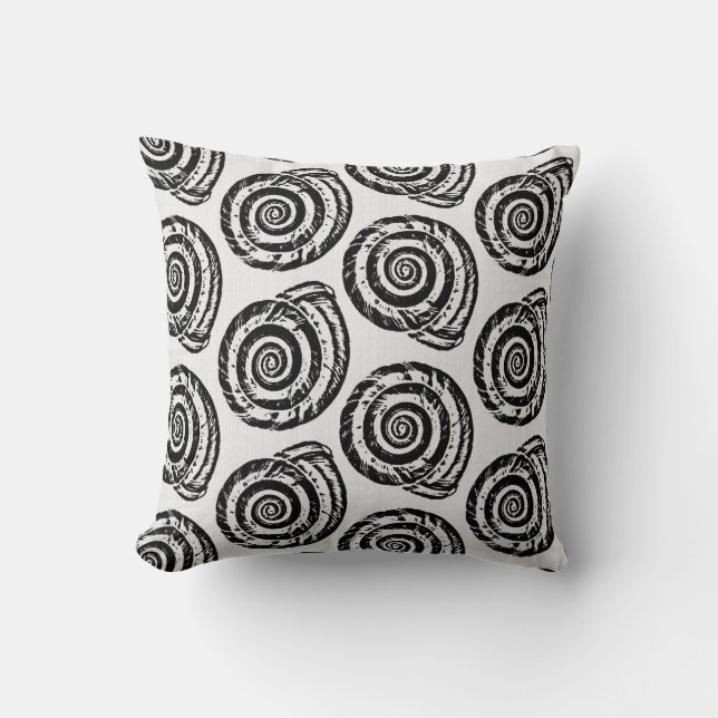 Spiral Seashell Block Print, Schwarz/Weiß Kissen (Vorderseite)