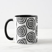 Spiral Seashell Block Print, Schwarz/Weiß Tasse (Links)