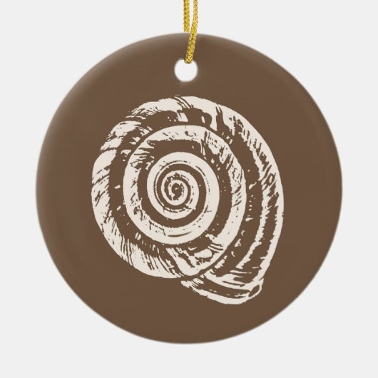 Spiral Seashell Block Print, Taupe Tan und Creme Keramik Ornament (Vorne)