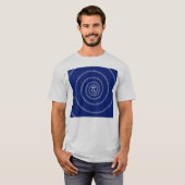 Spirale für Pi Typografie auf blau T-Shirt (Vorne ganz)