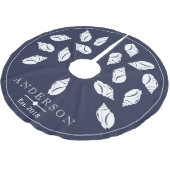 Spiralküste Seashell & Navy Blue | PERSONALISIERT Polyester Weihnachtsbaumdecke (Schrägansicht)