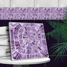 Spiralmosaik - Amethyst auf Perle Fliese