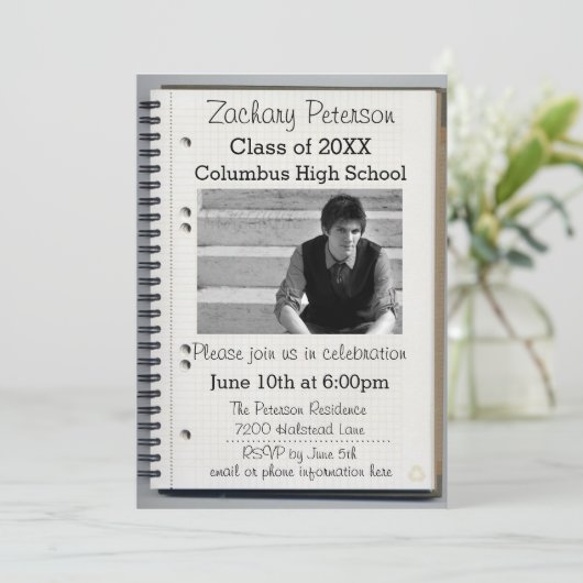 SpiralNotebook - Ankündigung von Abschlüssen (Stehend Vorderseite)