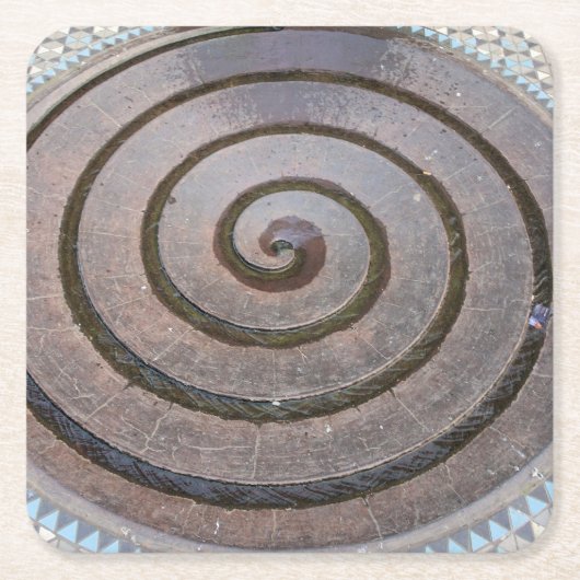 Spiralwasserbrunnen - Koln, Deutschland - Unterset Rechteckiger Pappuntersetzer (Vorderseite)