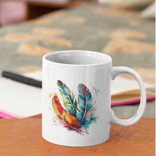 Spirit Feathers: Vibrannende Wasserfarben Kunst Kaffeetasse