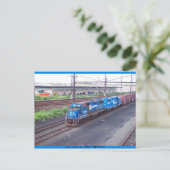 Spirit of Conrail - GP38 - PRR #2943 in Blue Paint Postkarte (Stehend Vorderseite)