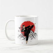 Spirit of Kung Fu – Martial Arts Emblem Front Kaffeetasse (Links)