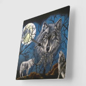 Spirit Wolf  Quadratische Wanduhr (Winkel)