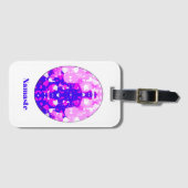 Spirituelles Rosa Sitzen Yoga Pose Namaste Gepäckanhänger (Vorderseite (Horizontal))