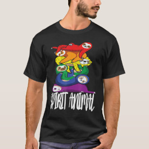 Spirituosen, in Regenbogenfarben gestapelt T-Shirt