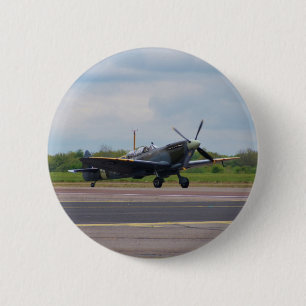 Spitfire auf der Rollbahn Button