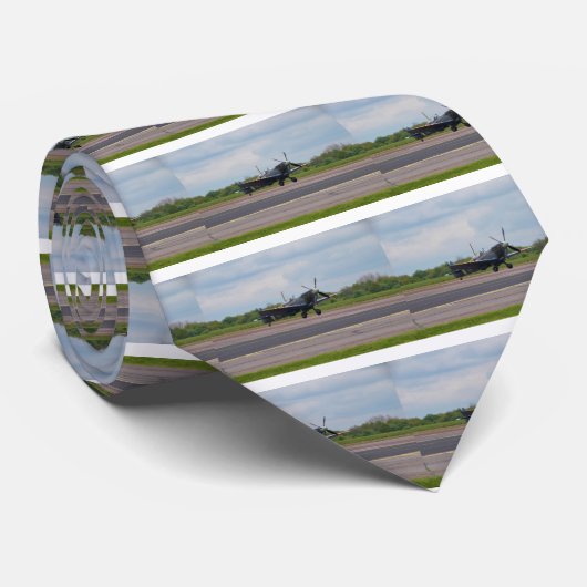 Spitfire nach Landung Krawatte (Gerollt)