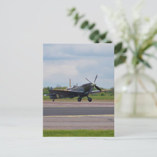 Spitfire nach Landung Postkarte (Stehend Vorderseite)