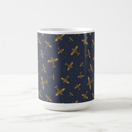 Spitfire War Flugzeug Muster auf Navy Blue Kaffeetasse (Mittel)