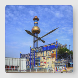 Spittelauer Pflanze zur Abfallverbrennung Quadratische Wanduhr