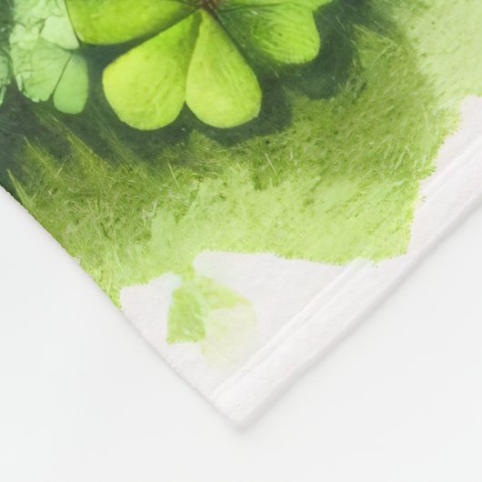 Spitz--Feld für grünes Kleeblatt Fleecedecke (Ecke)